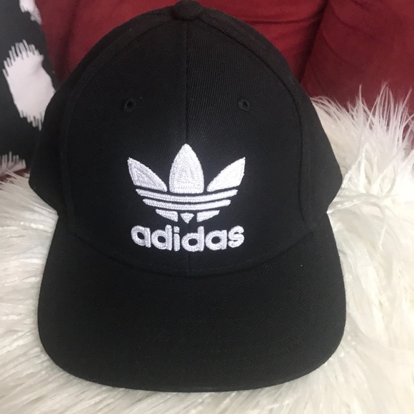 Adidas snap back - Picture 2 of 8